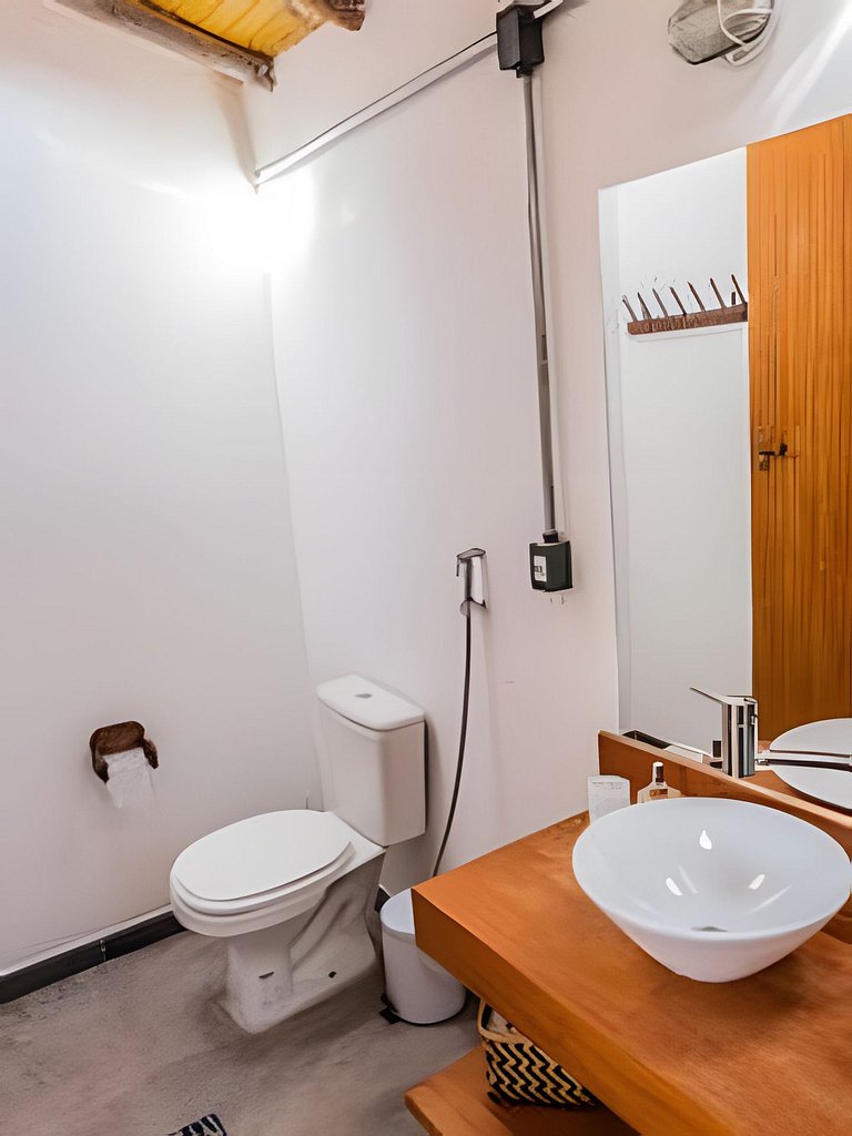 Casa incrível, chalés aconchegantes e lindo jardim