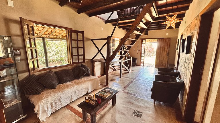 Quarto aconchegante em linda casa com jardim