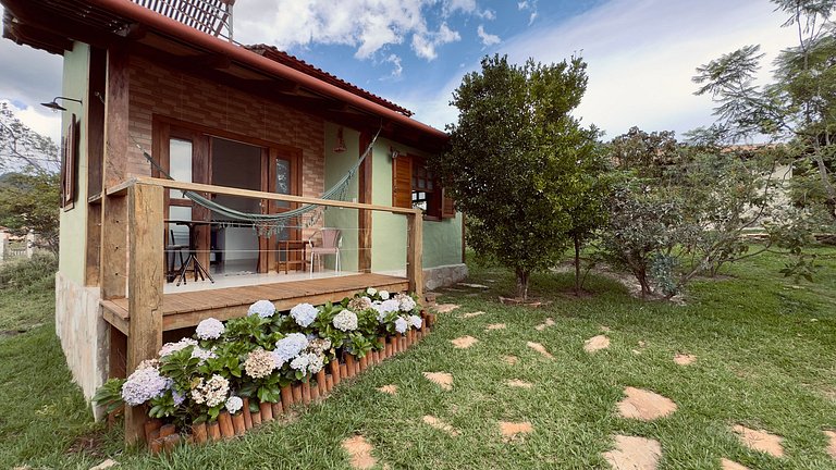 Chalé encantador em rua tranquila de Milho Verde.